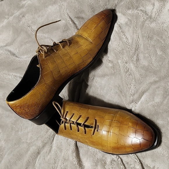 Emilio Franco Made In Italy Alligator embossed almond toe shoes main image 9